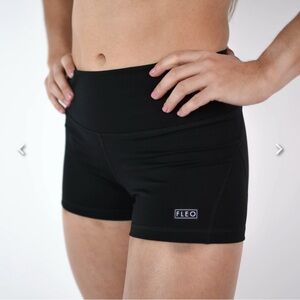 Fleo Apex Contour Short 3.25” - Mid Rise